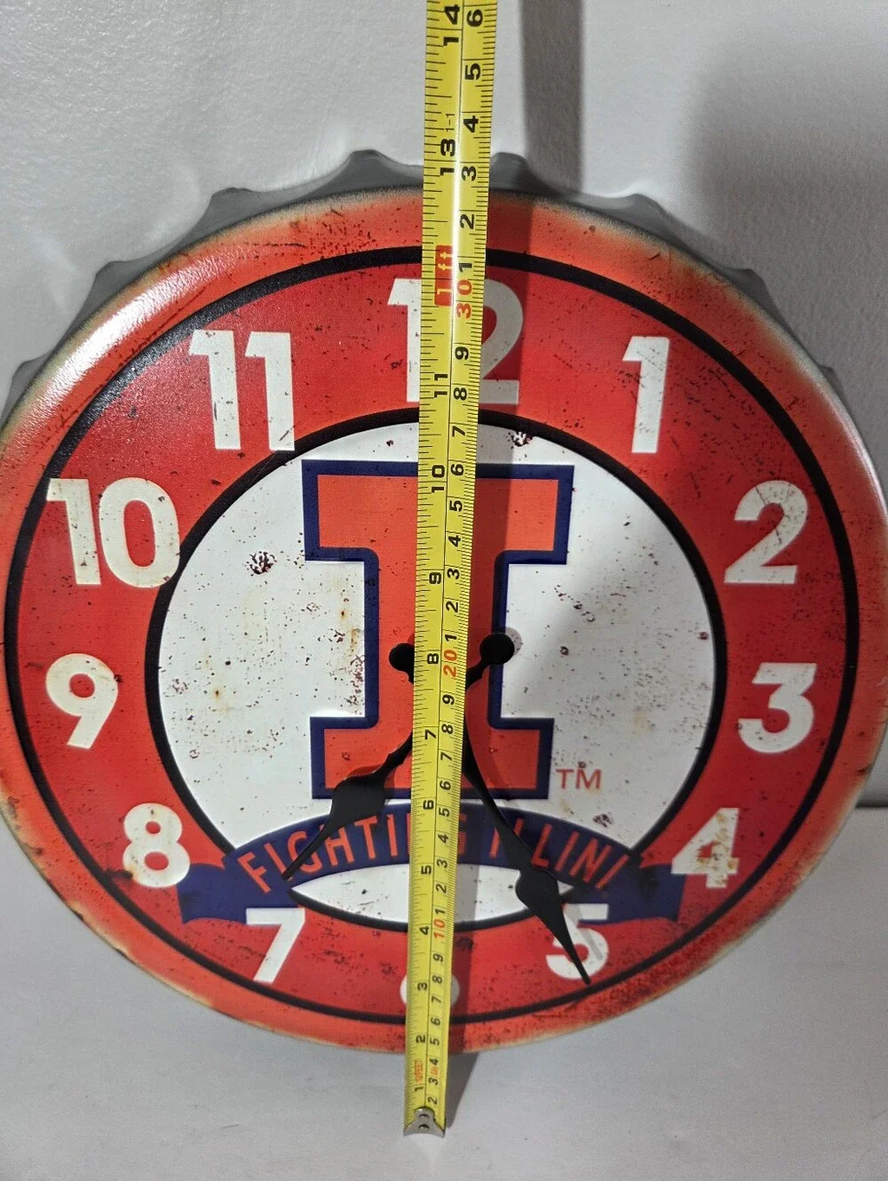 UNIVERSITY OF ILLINOIS Fighting Illini Wall Clock College Sports